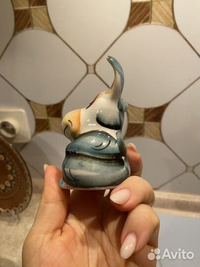 Фарфоровй ослик