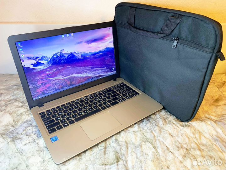 Современный Ноутбук Asus 4 Core / SSD New