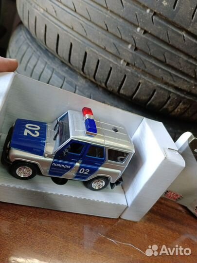 Модель УАЗ Hunter полиция