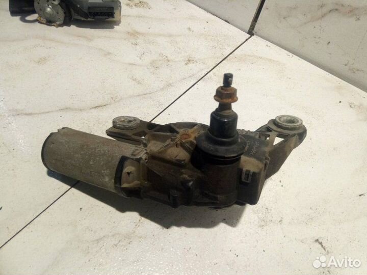 Моторчик стеклоочистителя (дворника) задний Audi