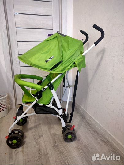 Прогулочная коляска трость
