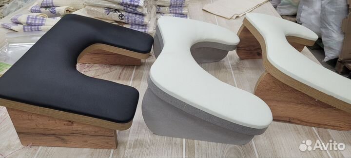 Подставка для рук маникюрная