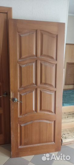 Дверь межкомнатная из массива