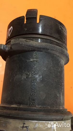 Патрубок воздушного фильтра на Ford Ka