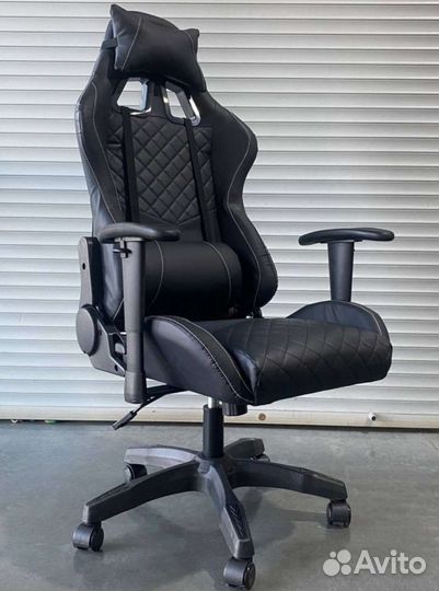Компьютерное кресло новое