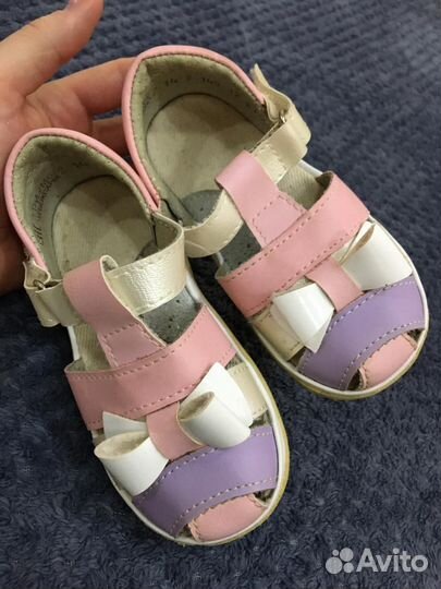 Сандалии для девочки