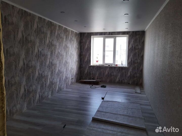 Поклейка обоев