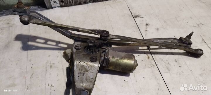 Трапеция стеклоочистителя LADA 2115 2009