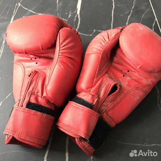 Перчатки для бокса Revel