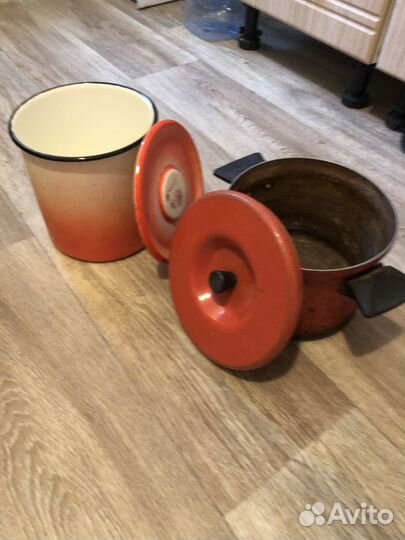 Сковородка и кастрюля