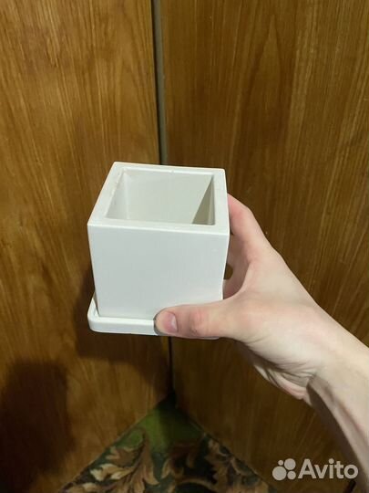 Гипсовое кашпо