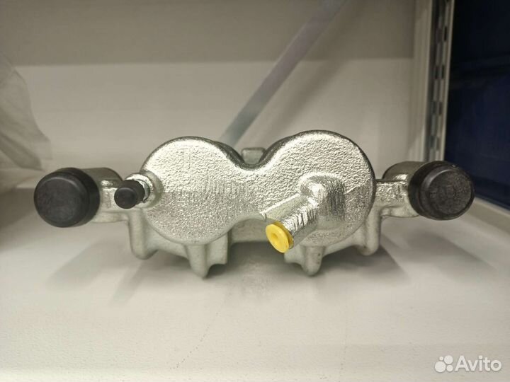 Суппорт передний тормозной правый Fiat, PSA