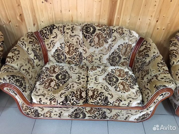Диван и 2 кресла бу