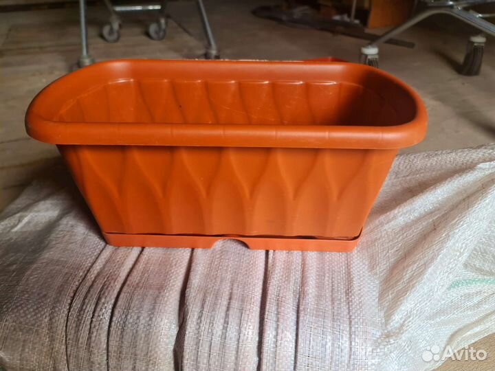 Ящик для цветов