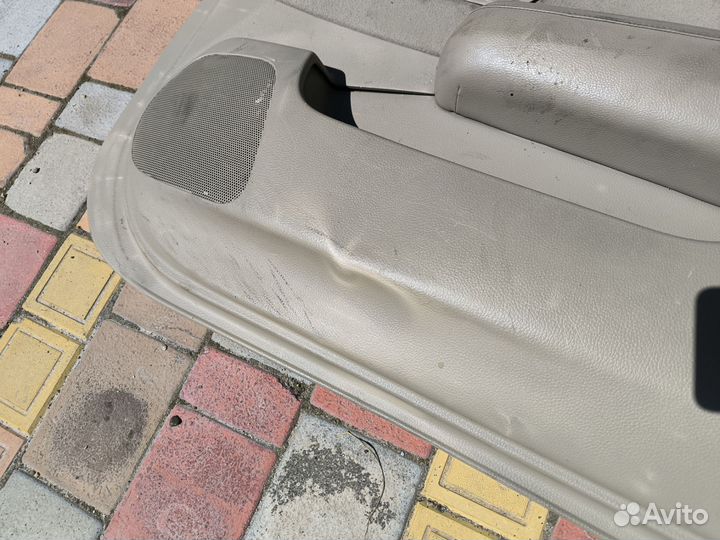 Nissan tiida Latio 2005 Обшивка двери передняя пра