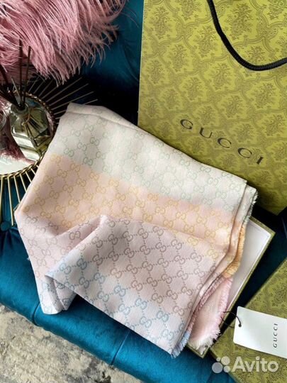 Шаль платок Gucci lux розовый с люрексом