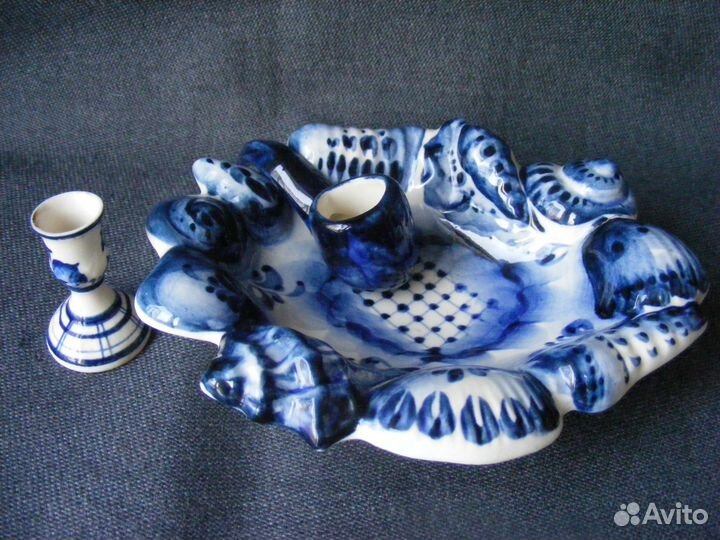 Пепельница с трубкой. Блюдце. Чайник (кобальт)