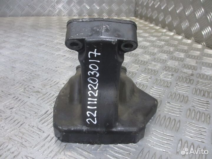 Кронштейн пгу Scania 1765616