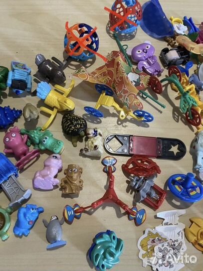 Игрушки сборные киндер разные + запчасти