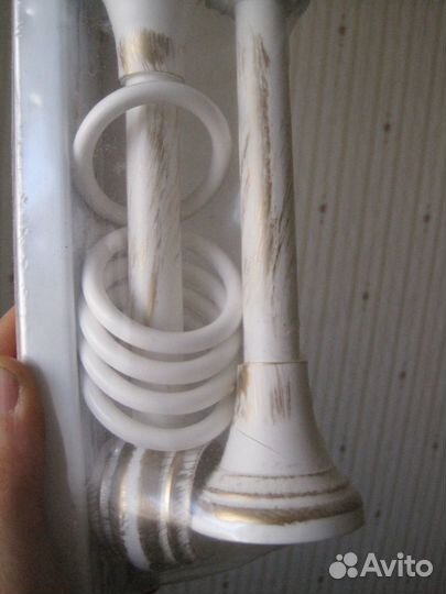 Крепления для карнизов