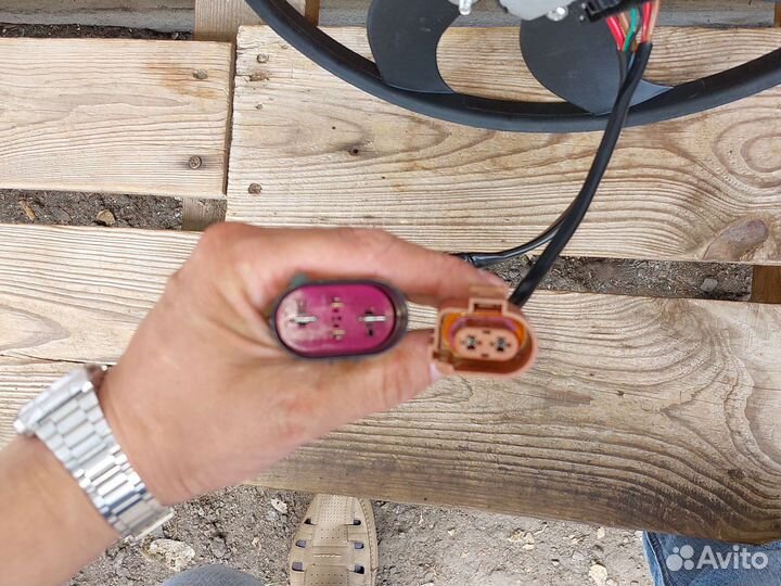 Фольксваген Вентилятор охлаждения 300W 360 Mm