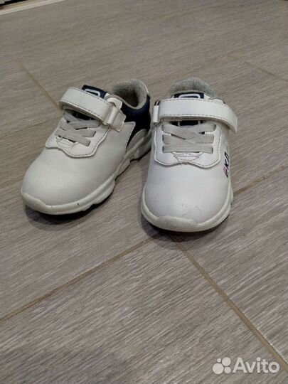 Кроссовки детские 21 размер