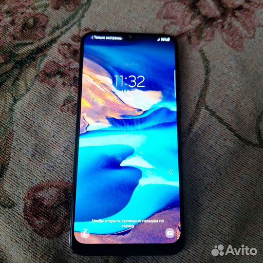 Samsung Galaxy A50, 4/64 ГБ