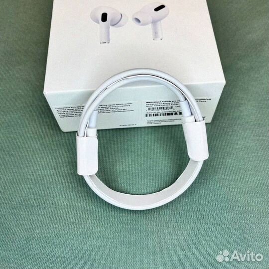 AirPods Pro 2: Музыка, которая радует