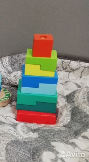 Деревянная пирамидка