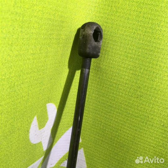 Амортизатор капота Мерседес Бенз 211 Е класс