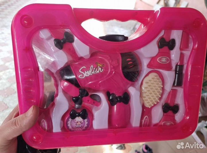 Детский туалетный столик