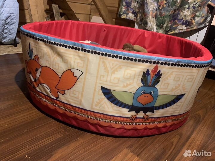 Сухой бассейн с шариками