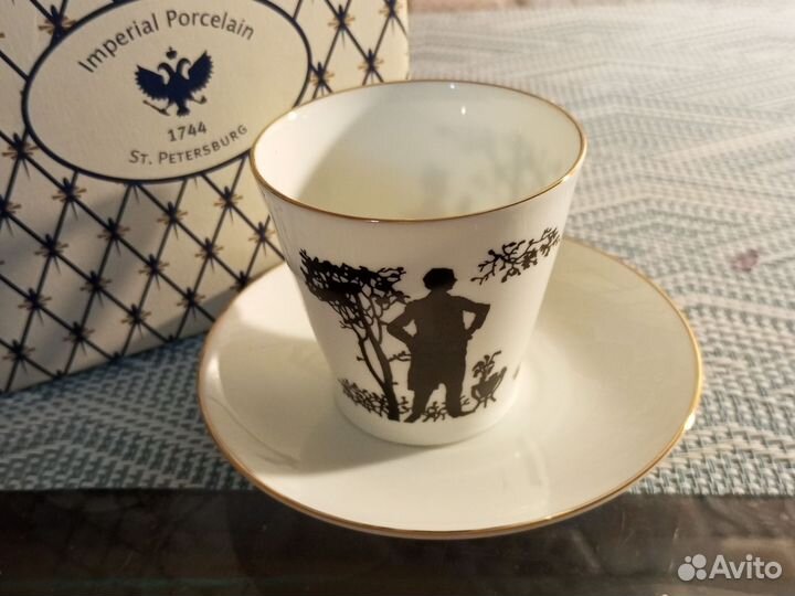 Чашка с блюдцем кофейная