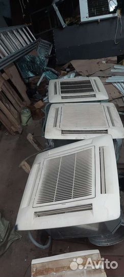 Кассетный кондиционер Carrier