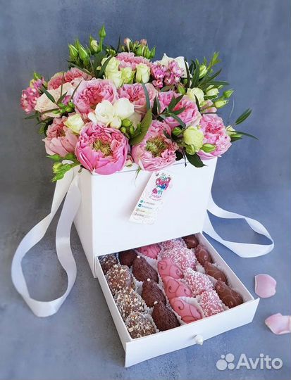 Клубника в шоколаде шкатулка