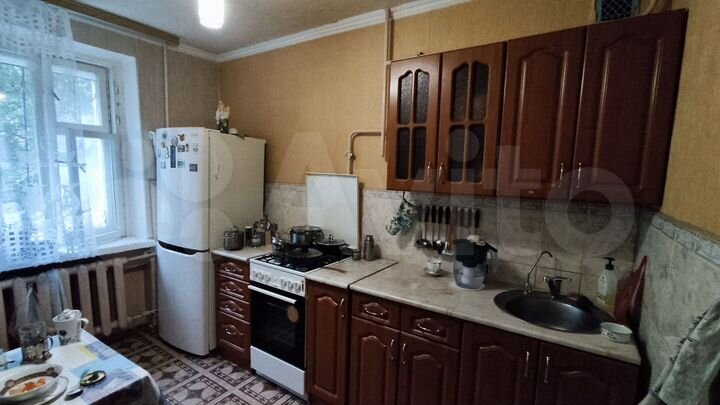 2-к. квартира, 54 м², 1/4 эт.