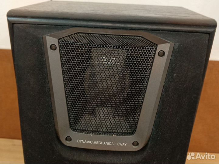 Technics колонка