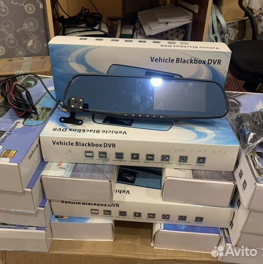 Зеркало регистоатор с камерой заднего вида новые