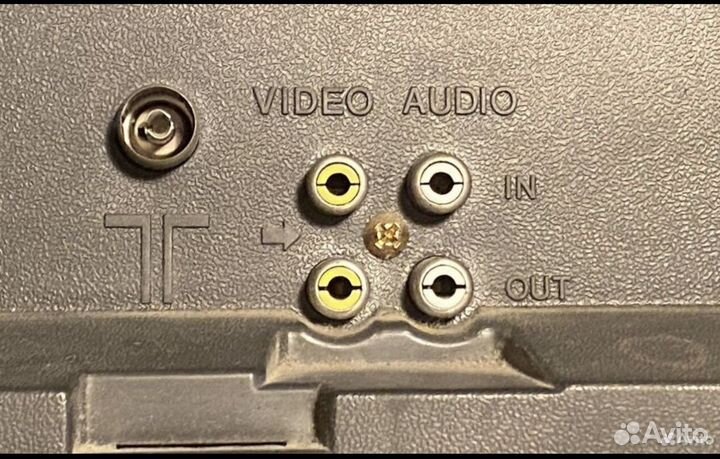 Телевизор JVC AV-K14T3. Диагональ 35 см. бу