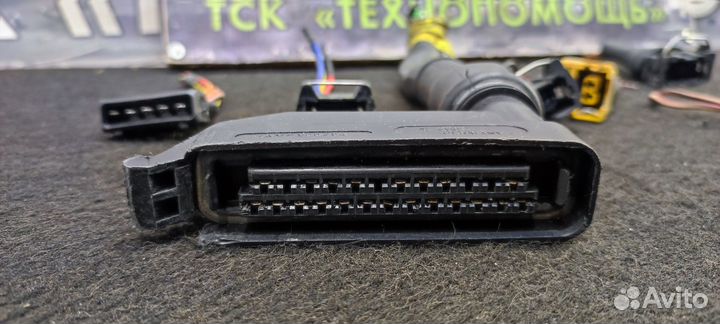 Разъёмы проводки двигателя Volkswagen Passat B3