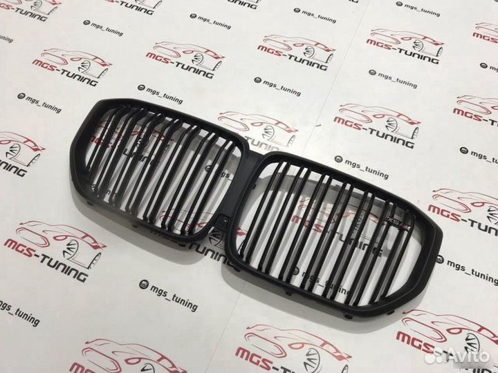 Решетка в BMW Х5 G05 стиль Х5М Черный мат + М