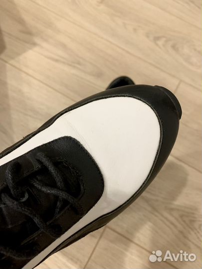 Кроссовки натуральная кожа