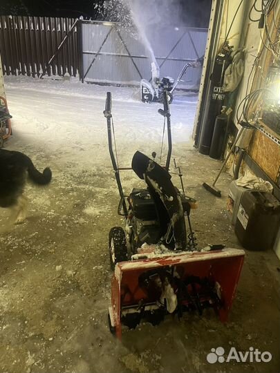 Снегоуборщик бензиновый самоходный бу