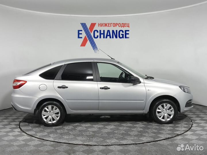 LADA Granta 1.6 МТ, 2021, 33 690 км