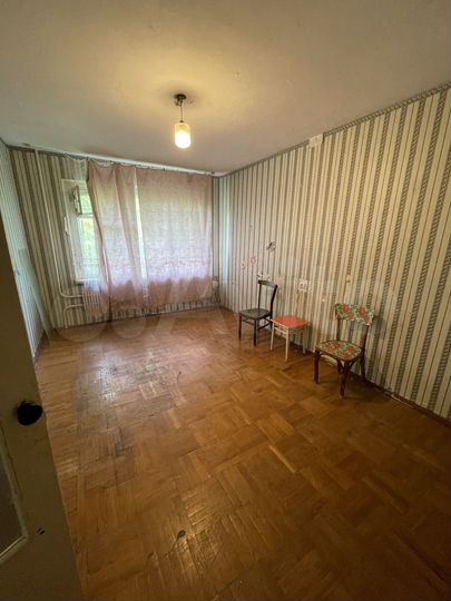 2-к. квартира, 47 м², 1/9 эт.