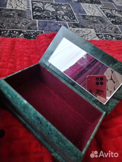 Шкатулка для украшений