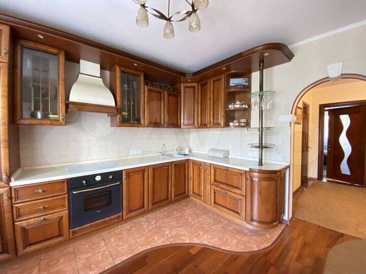 2-к. квартира, 69,4 м², 3/17 эт.