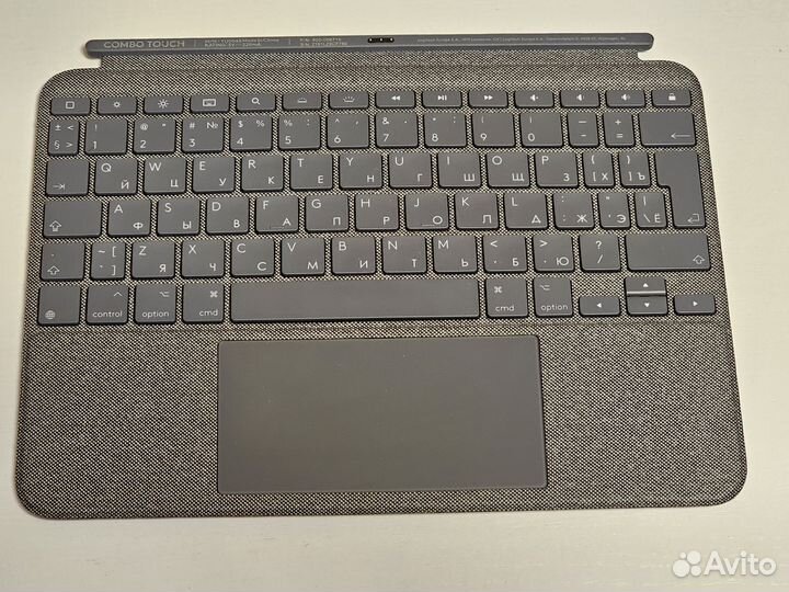 Чехол Logitech Combo Touch iPad Pro 11