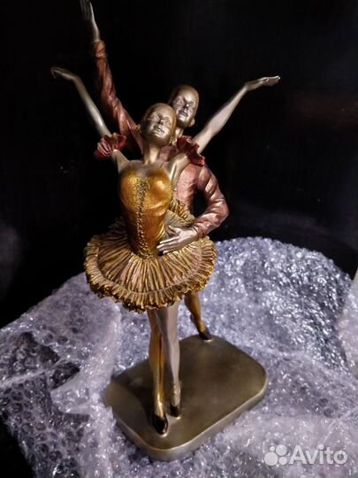 Статуэтка ангел