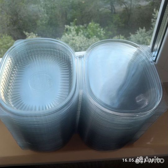 Одноразовая пластиковая посуда